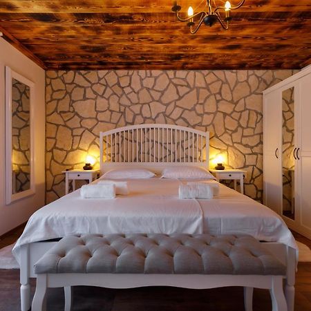 Rustic Apartment Evelin 크르크 외부 사진