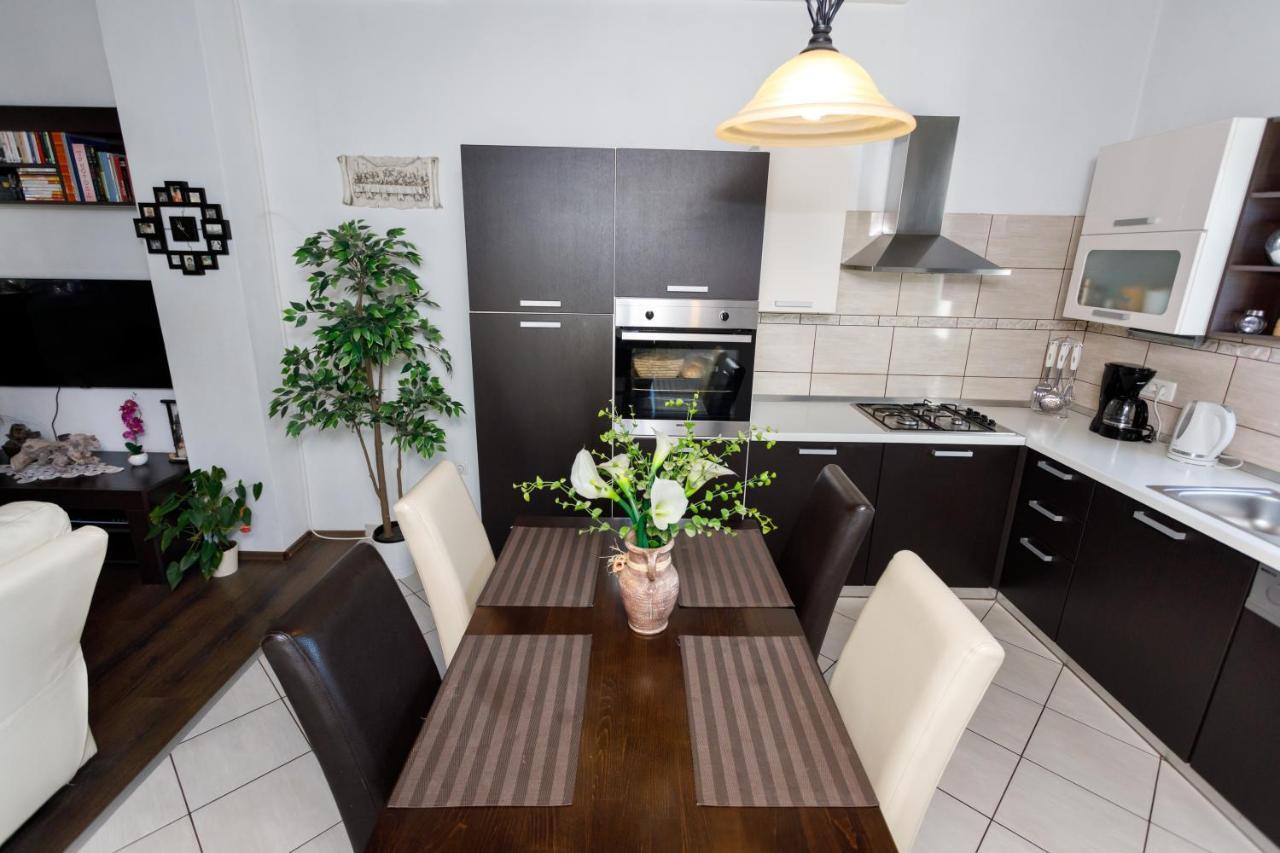 Rustic Apartment Evelin 크르크 외부 사진